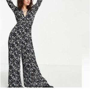 Free People Wide Leg Effortless Jumpsuit Vintage Floral Black White Print Sz 8